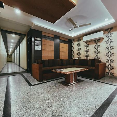 Hotel S L E Residency Varanasi Exterior foto